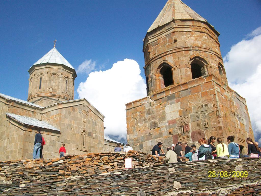 Guesthouse Andro Burduli Kazbegi Exterior foto